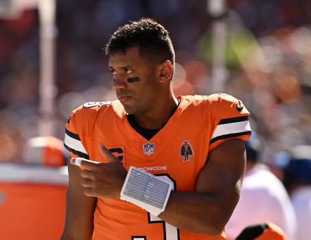 Folk tappar redan tron på Denver Broncos i början av den nya säsongen